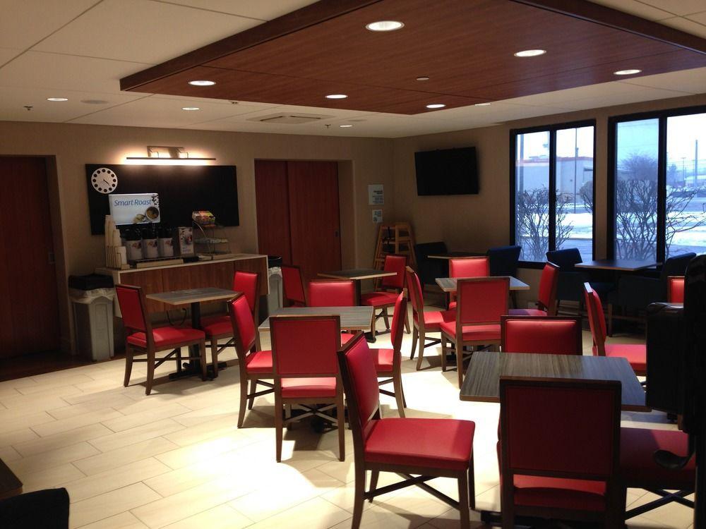 Holiday Inn Express Rochester - University Area By Ihg Exterior photo